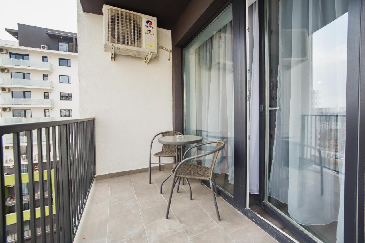 Trio Pink Apartment ออราแด ภายนอก รูปภาพ